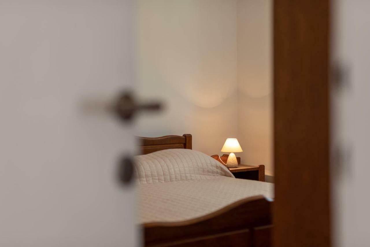 Apartment Dinka Трогир Екстериор снимка